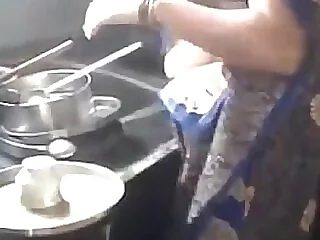 Desi indian Kannada aunty hot umbilicus hip